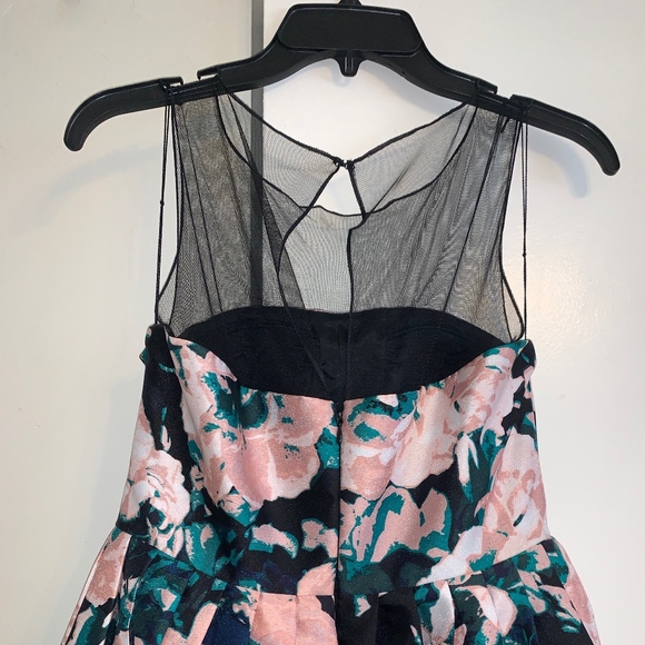 Gorgeous Adrianna Papell Floral Formal Ball Gown - Picture 7 of 8